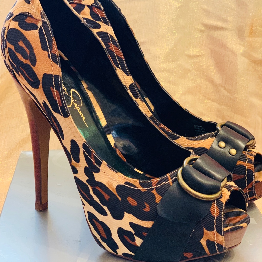 Leopard Print Platform Pump